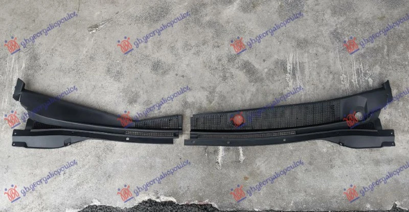 MASKA ISPOD PREDNJIH BRISACA PLASTICNA (SET 2 KOM L=D)