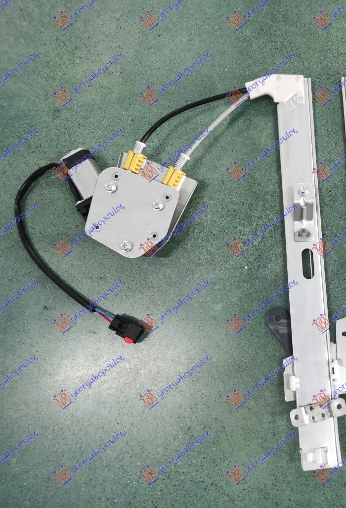 PODIZAC ZADNJEG PROZORA ELEKTRICNI (BEZ MOTORA)