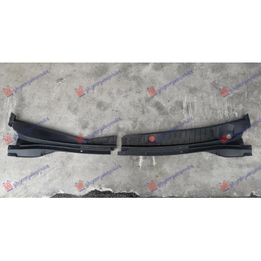 MASKA ISPOD PREDNJIH BRISACA PLASTICNA (SET 2 KOM L=D)