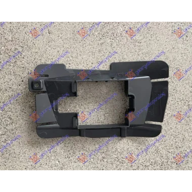 NOSAC ZADNJEG BRANIKA UNUTRASNJI PLAST.